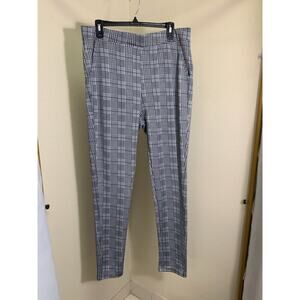 Fuego Moda Women’s Houndstooth Gray & Black Stretch Pants 2X